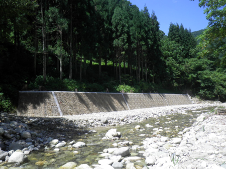 30災90号　二級河川内川河川災害復旧工事